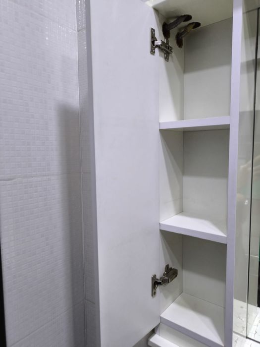 полка в ванную комнату