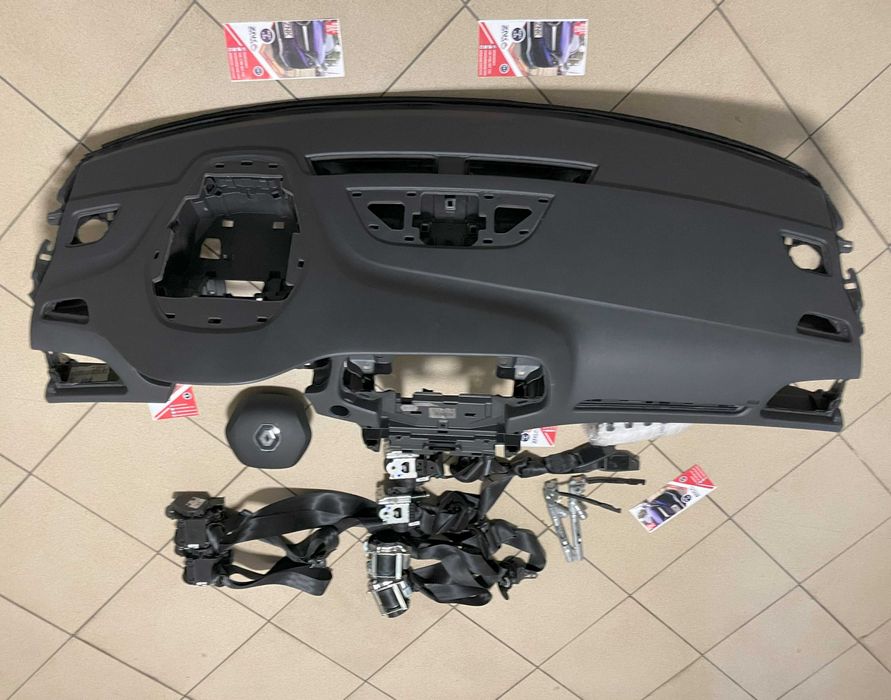 Renault Megane 4 - plansa de bord HUD - kit airbag - centuri siguranta