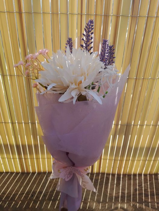 !!!ПРОМОЦИЯ!!!при покупка на чанта с цветя подарък букет!! Вечни цветя