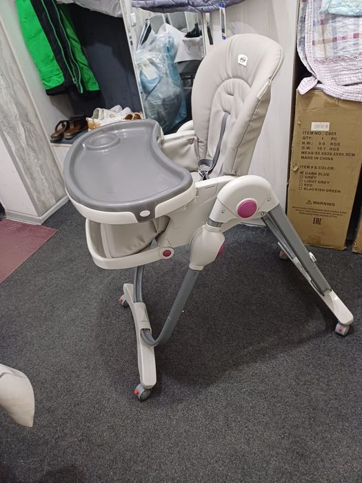 Продаётся кормления стульчик Teknum