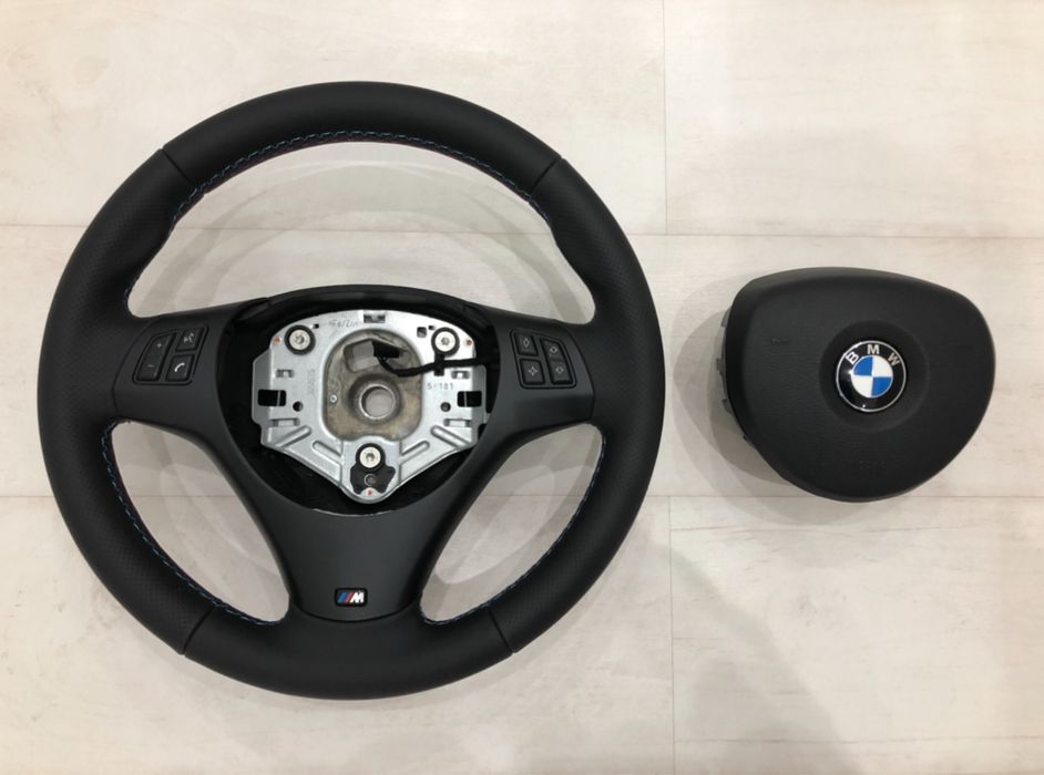 Volan BMW M paket seria 1 E87 E88 3 E90 E91 X1 E84 complet original