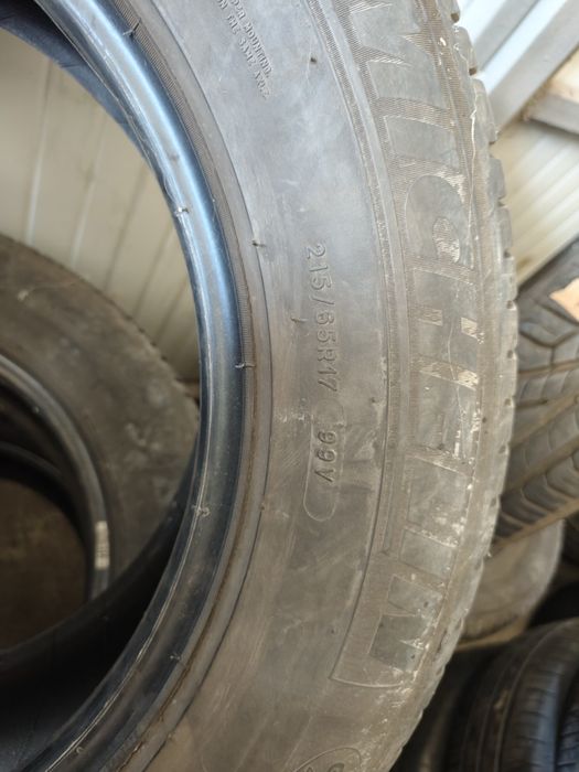 215/65/17 Michelin Premacy 3
