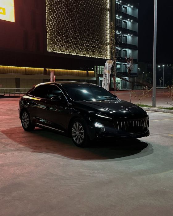 Сухой аренда Хонгжи / Suxoy arenda Hongqi IQM5 (Yandex , Uklon taxi)