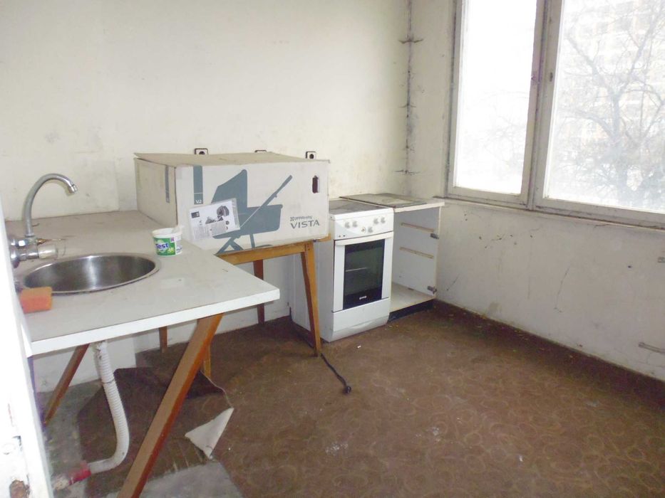 Тристаен апартамент за продажба в ж.к. Люлин 3, гр.София