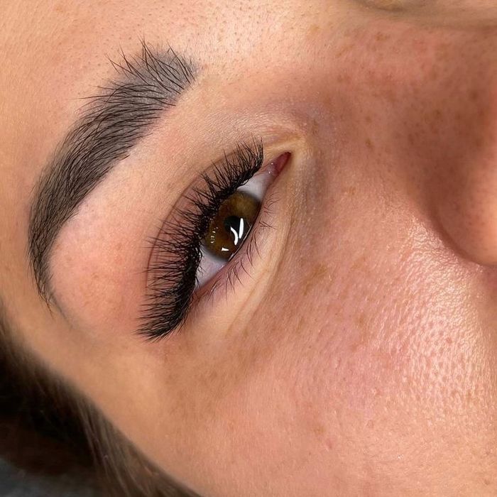 АКЦИЯ Наращивание ресниц