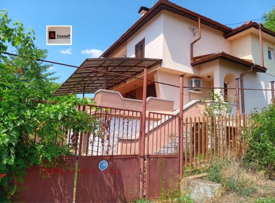 Продава се Къща в с. Скравена, Област София-област - 145 кв.м за 1000 €/кв.м - Снимка #1