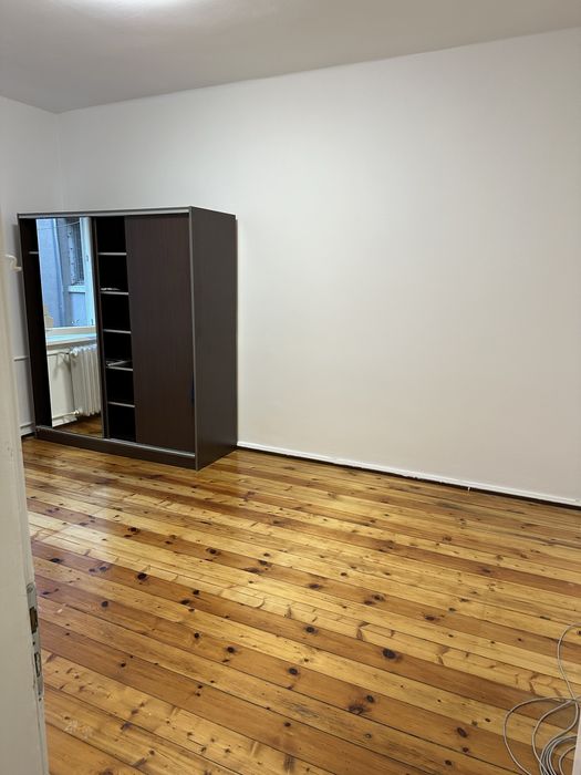 Дава се под наем Двустаен апартамент в София, Лозенец - 82 кв.м за 816 € - Снимка #3