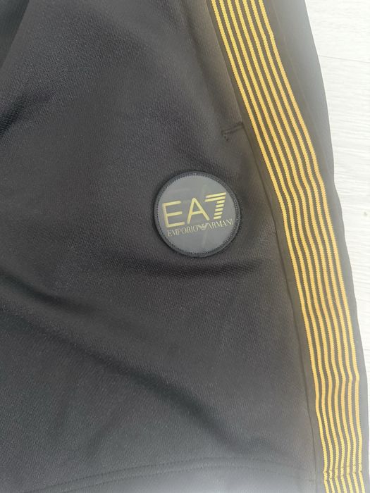 Шорты Emporio Armani 7