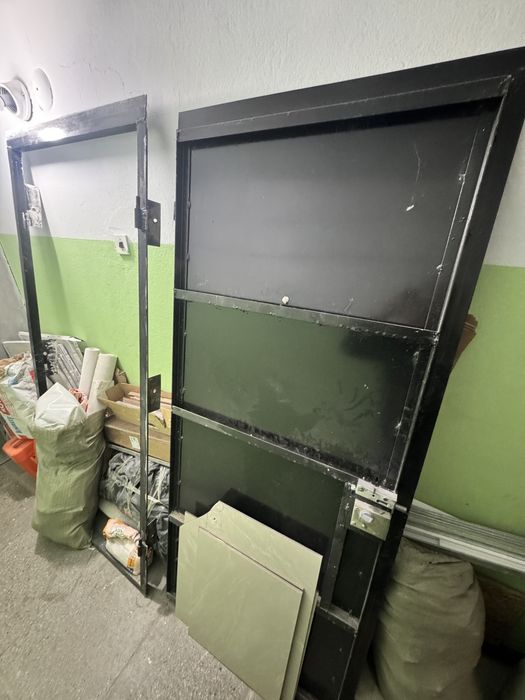 Дверь металлическая