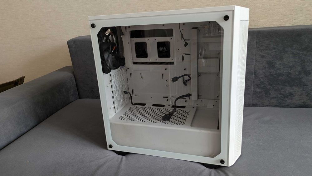 Компьютерный корпус be quiet! Pure Base 500DX