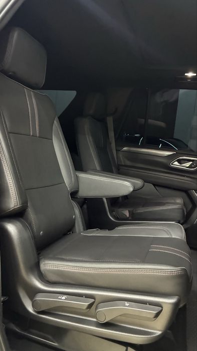 Chevrolet Tahoe 2