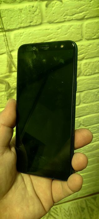 Продам  смартфон Самсунг