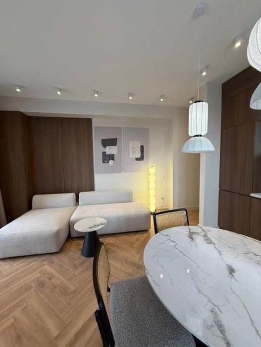 Сдам 2-х комнатную квартиру на Шота Руставели Аския рынок 2/6/9 [P8]