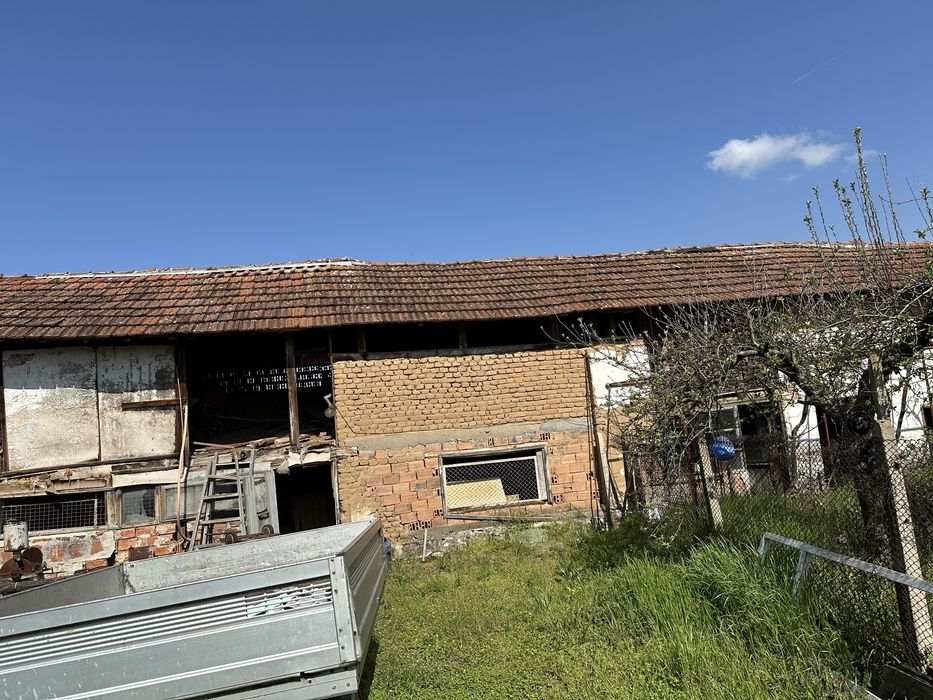 Къща в село Крапчене