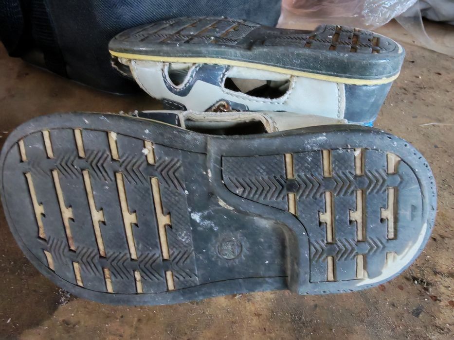 Сандали детские 23 размер