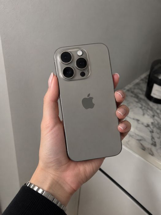 Продам iphone 15 pro