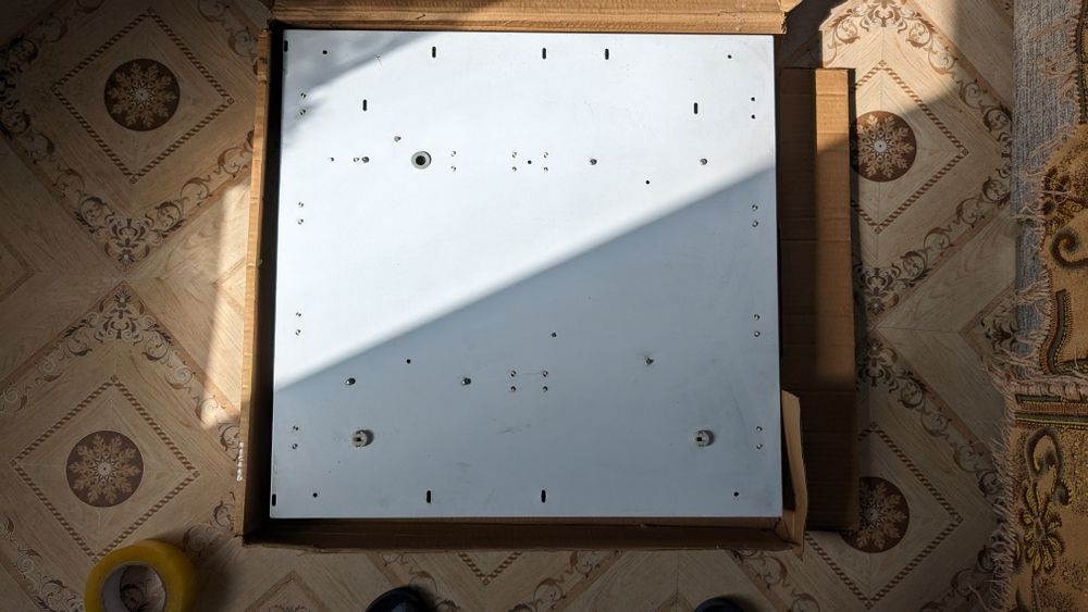 Продам светильник потолочный