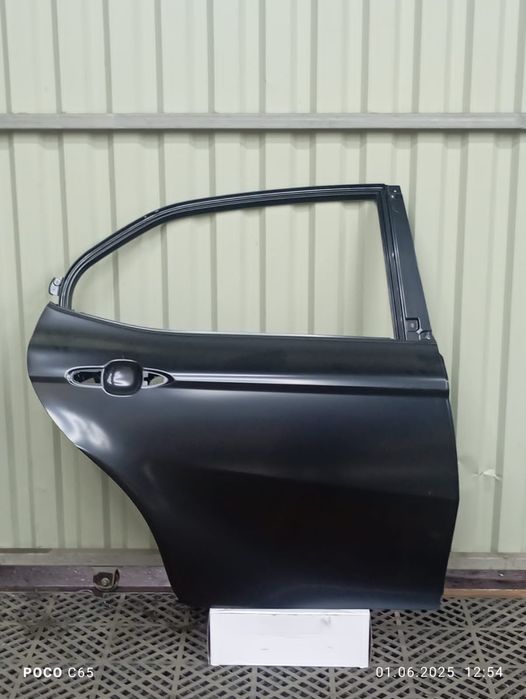 Фара передняя на Camry 70/75