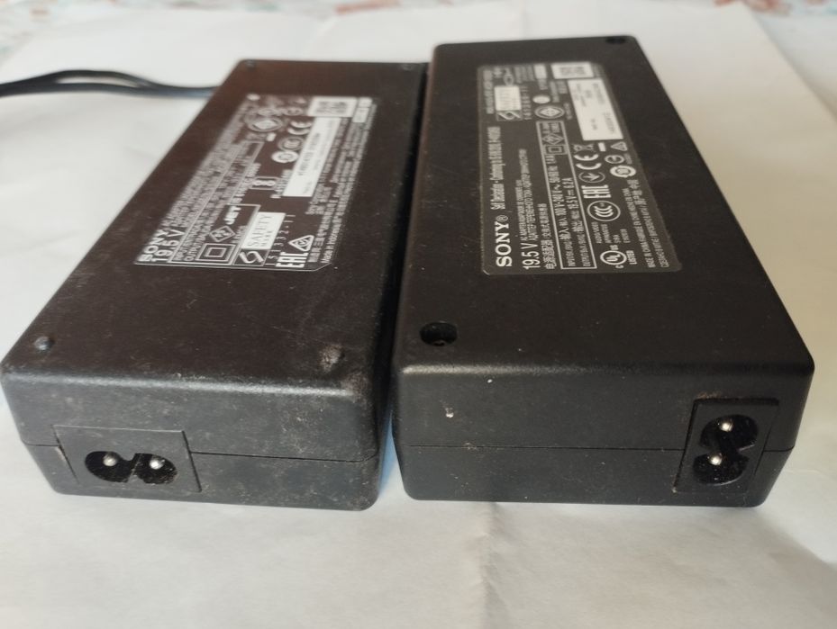 Alimentatoare Sony Laptop,TV 18V/6,11A ;19, 5 V - 4,36 A /4,7 A /6,2A