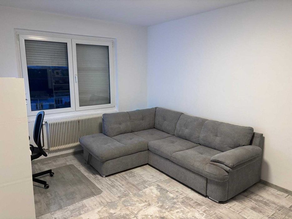 Apartament mobilat si utilat, 3 camere, 2 băi, 66 mp + 4 mp balcon, decomandat, etaj 2/4