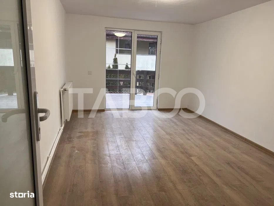 Spatiu birouri cu 6 camere 147 mpu curte libera 260 mp Calea Dumbravii