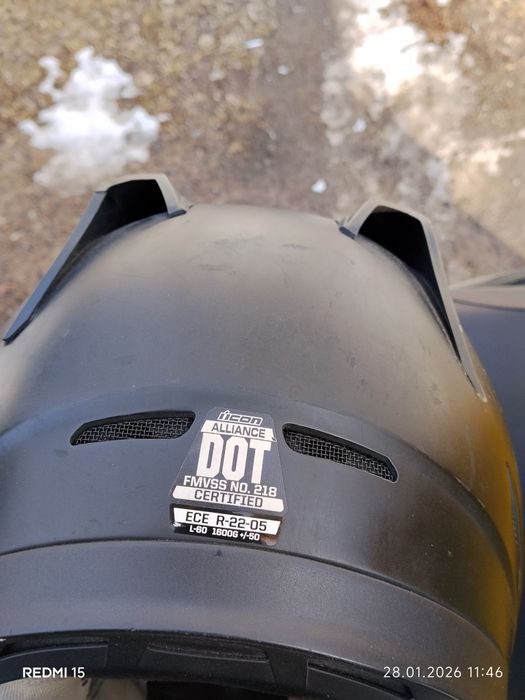 Продам мото шлем оригинал Icon