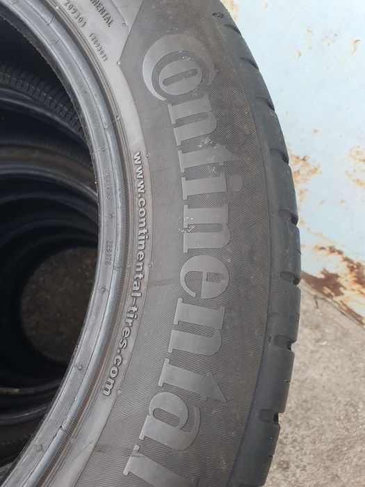Гуми 215/60/17 дот19 2броя