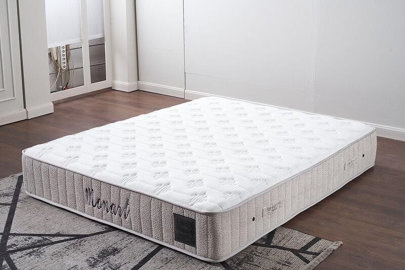 Тапицирана спалня Monart с луксозен матрак