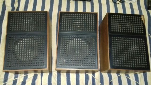 Boxe si difuzor Tv 10W/4ohmi,5W,3W/4ohm si telecomenzi masinute 27Mhz;
