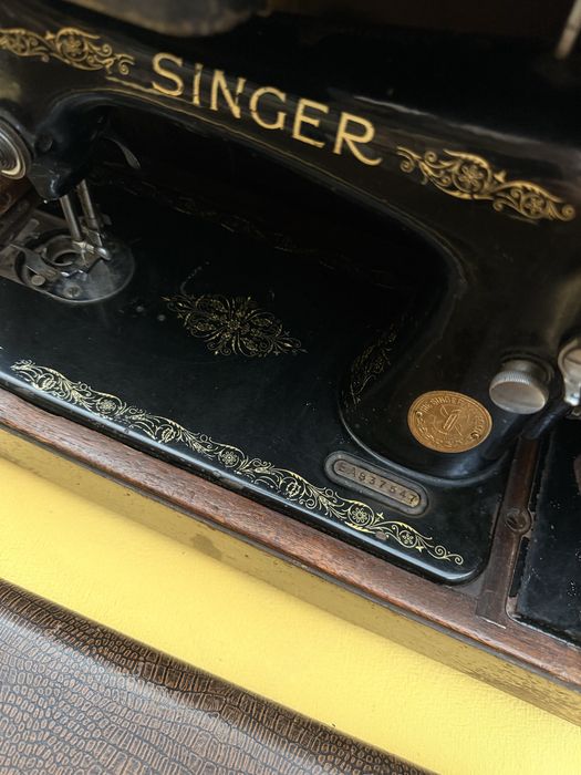 Masina de cusut manuala SINGER 99K, circa 1936, cu valiza – vintage