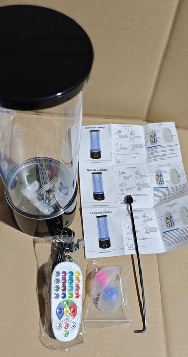 LED лампа с медуза 17 RGB цветна дистанционно управление