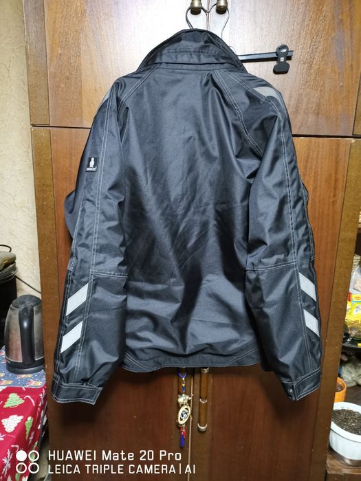 Зимни якета Snickers L i XL i Maskot  L