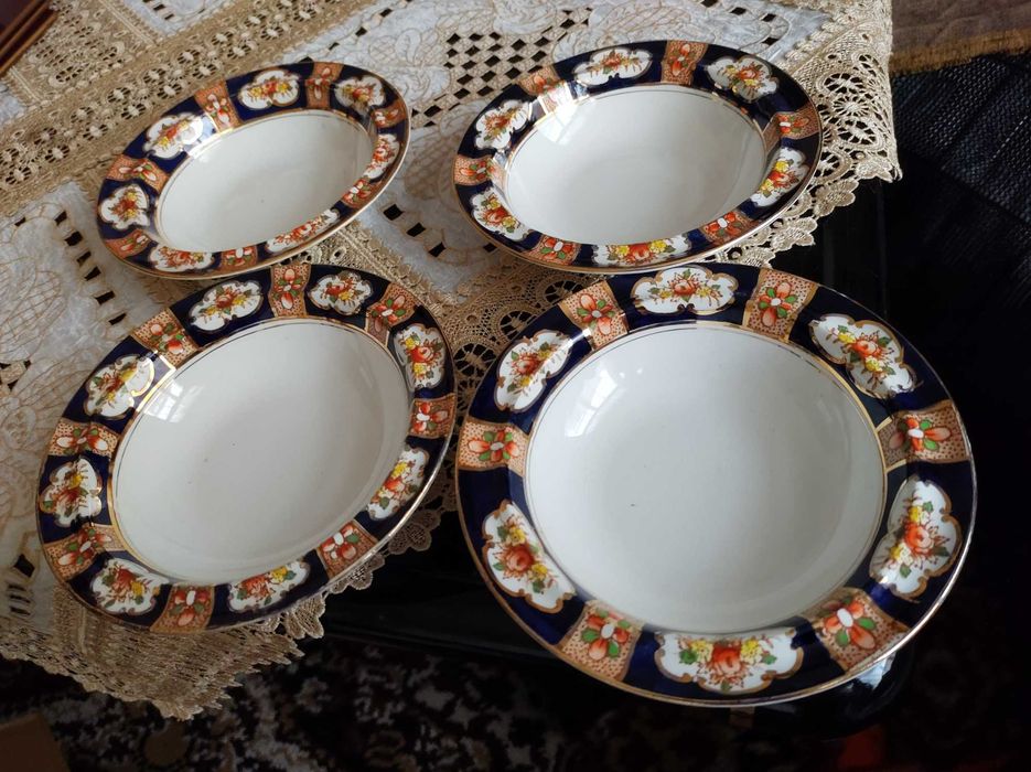 Античен английски комплект -4бр- F.W.BARROW&SON CORONATION WARE