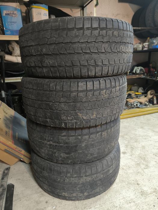 Продам шины 285/50/20