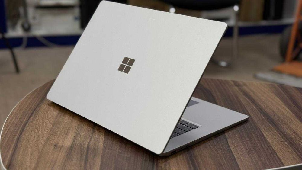 Уникальный Ноутбук Microsoft Surface 4 15" Core i7-1185G7 DDR4 16 GB