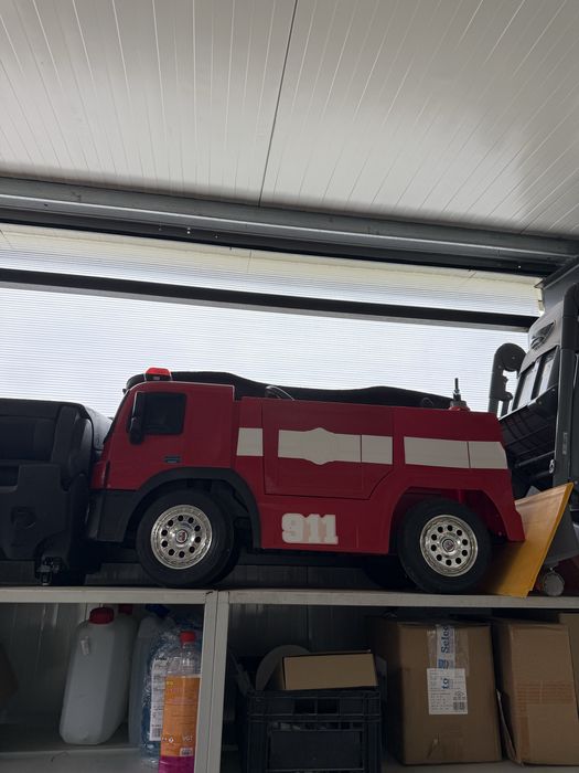 Masinuta electrica pompieri pt copii