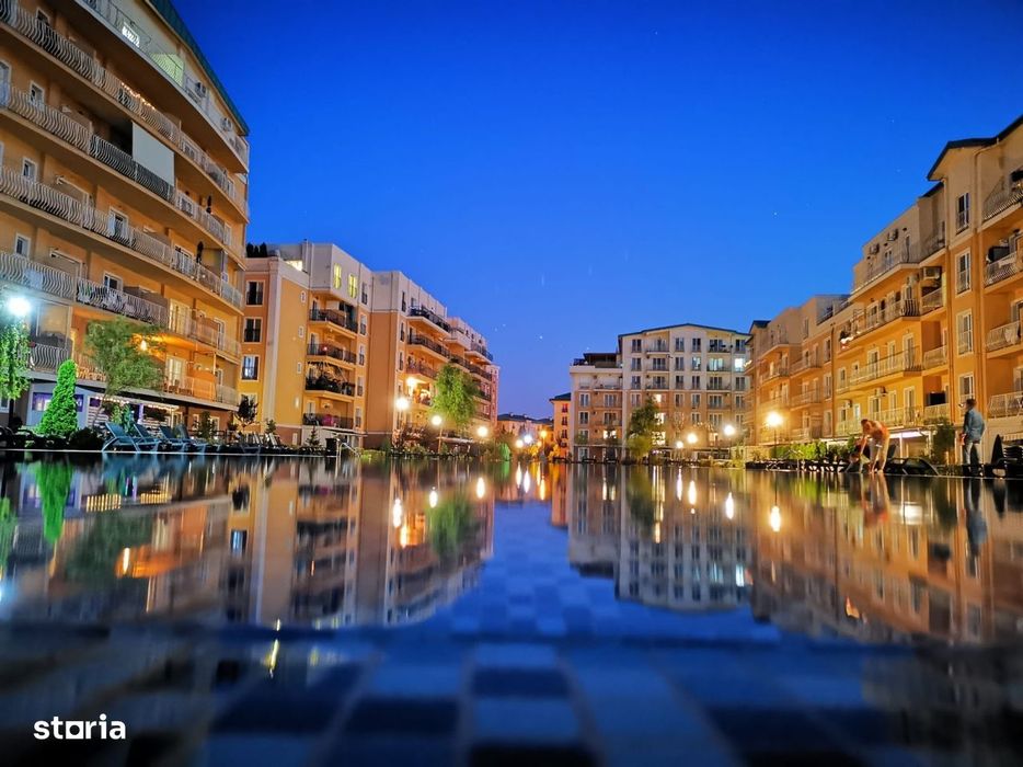 Apartament in Complexul Cosmopolis cu vedere catre piscina!