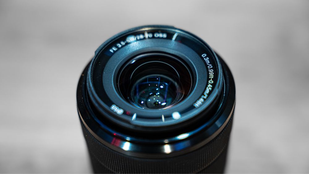Обектив Sony FE 28-70mm f / 3.5-5.6 OSS - Sony E-Mount