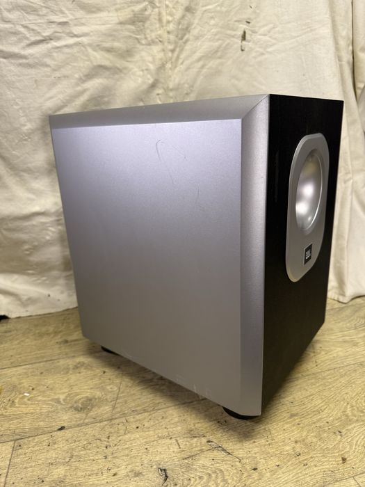 JBL Sub 140 8” Активен Subwoofer