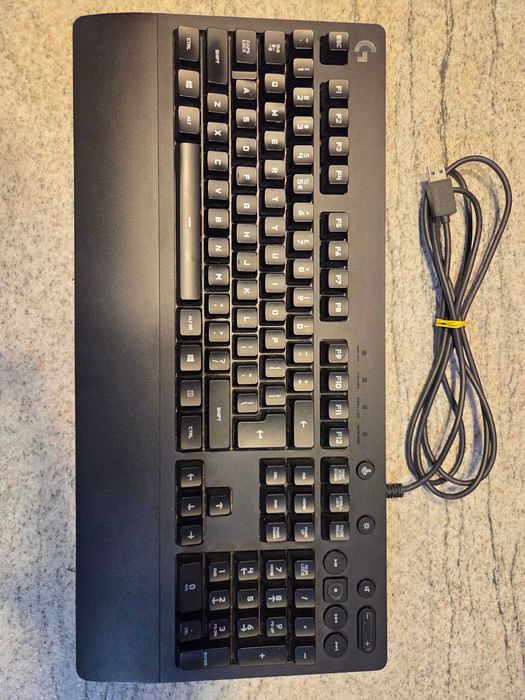 клавиатура Logitech G213