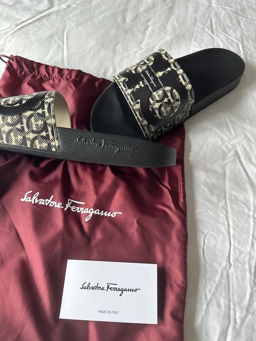 Ferragamo Slides