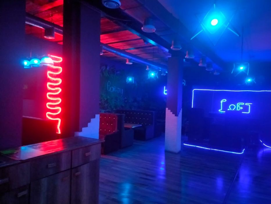 Сдам в аренду ресторан караоке