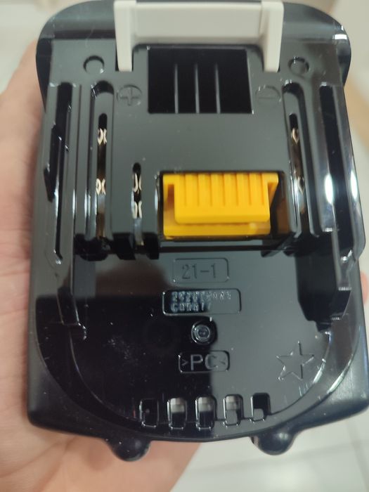 Аккумулятор Макита 18в