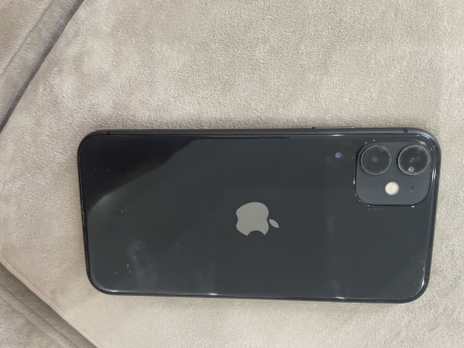 Продам айфон 11 в отличном состоянии
