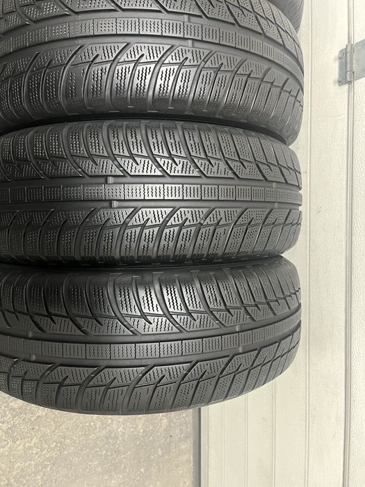 Anvelope toyo 195/65/15