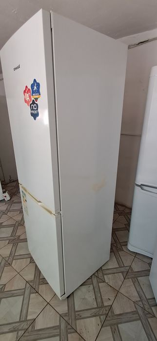 Холодильник 1 м 75 , no Frost