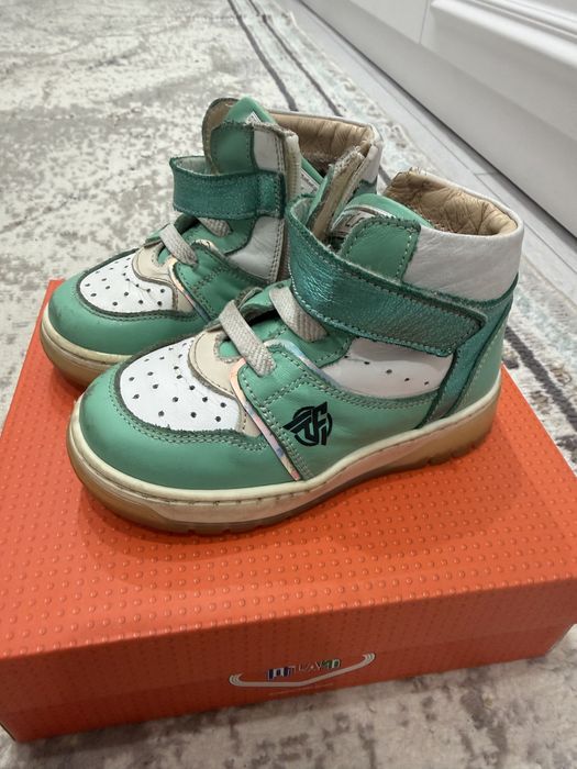 Детская обувь «Tiflani”, “Unichel”