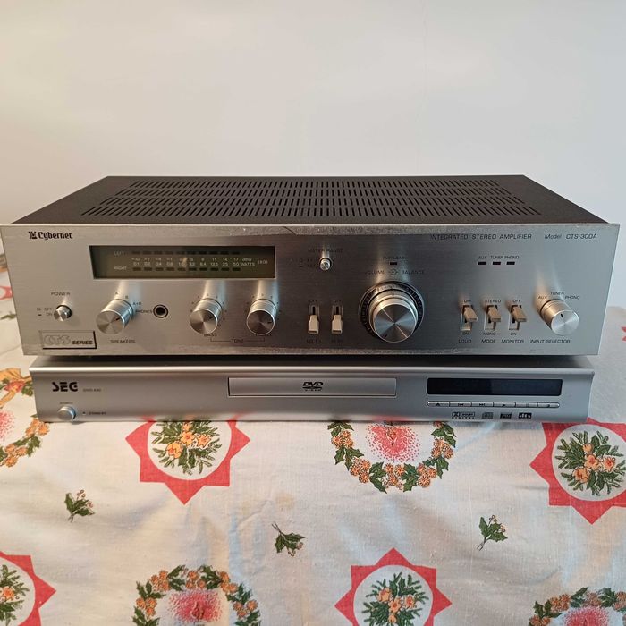 Sistem audio cu 4 boxe