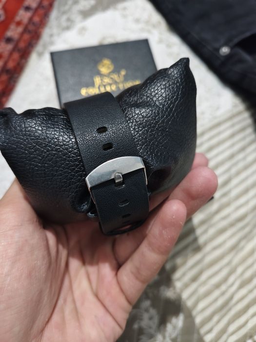 Часы Jesou продам