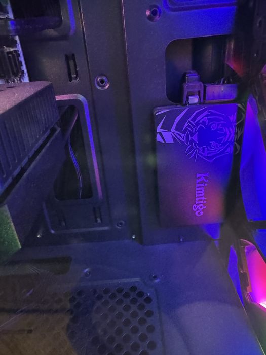 Блок компьютера